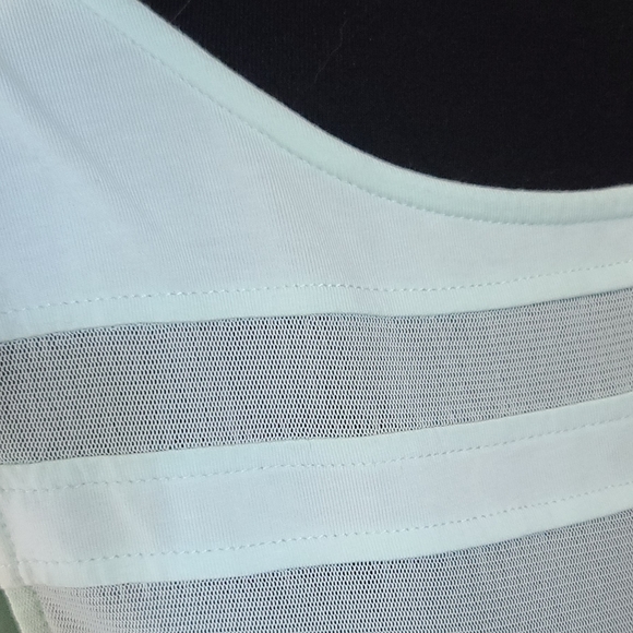 Nue Options Mint Green Mesh Detailing Tank Top Shirt Blouse - Picture 5 of 7